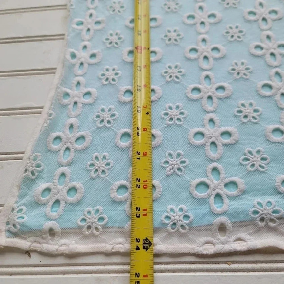 Jennifer Lopez Tank Top White Aqua Blue Back Button Keyhole Eyelet Sleeveless XS - Picture 2 of 12